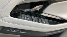 Land Rover Range Rover Evoque 1.5 P300e R-Dynamic HSE 5dr Auto Hatchback